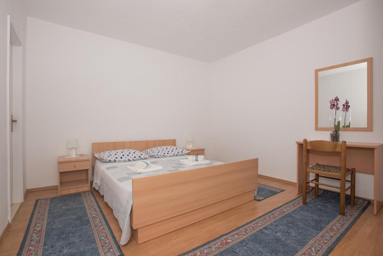 Apartman Pinto Makarska Exterior photo