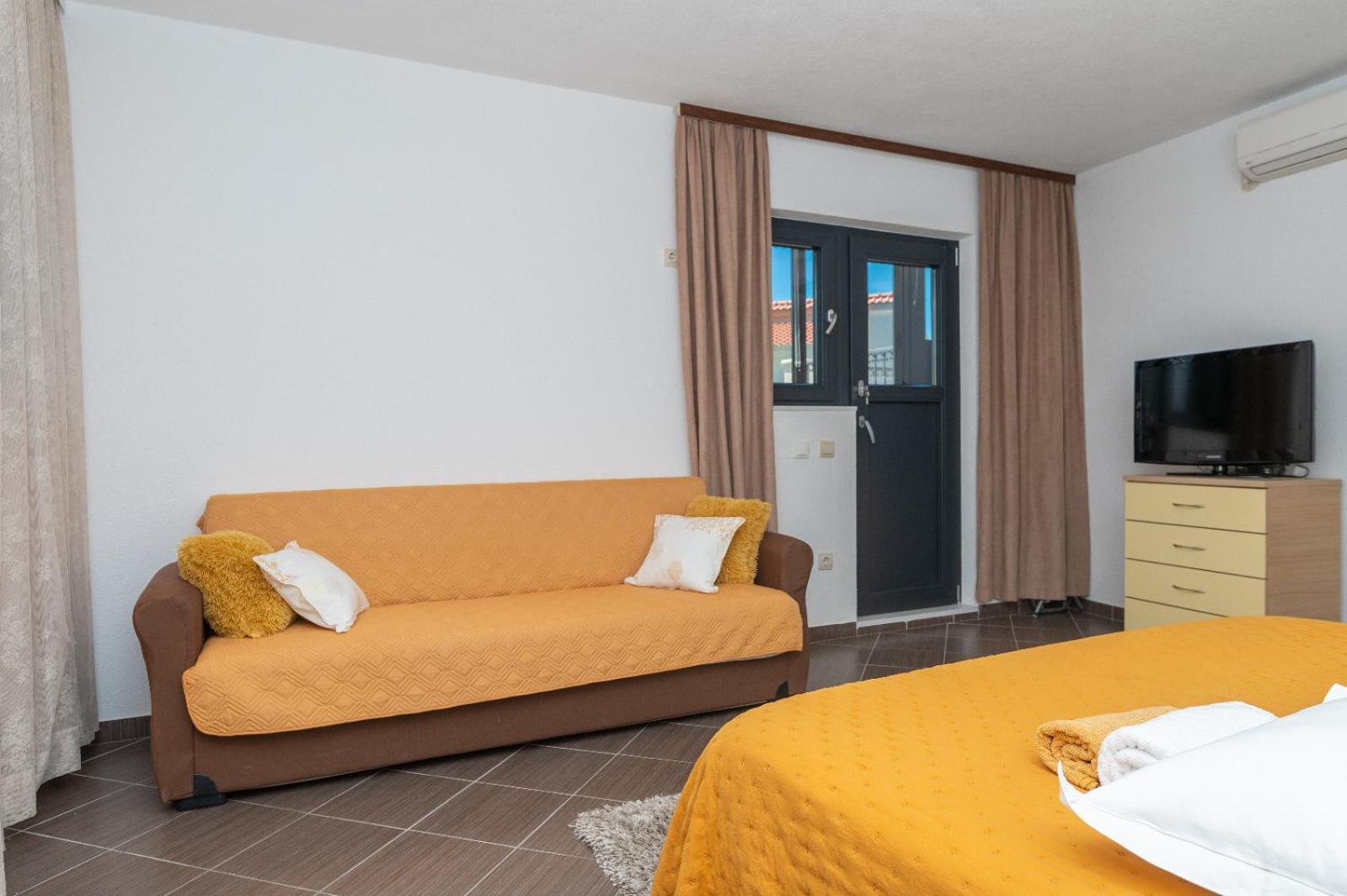 Apartman Pinto Makarska Exterior photo